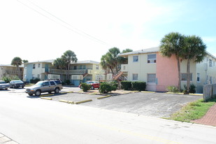 2597 N Oleander Ave Apartments