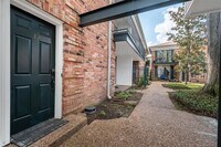 3400 Timmons Ln photo'