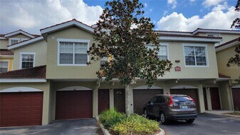 5721 Bentgrass Dr in Sarasota, FL - Building Photo