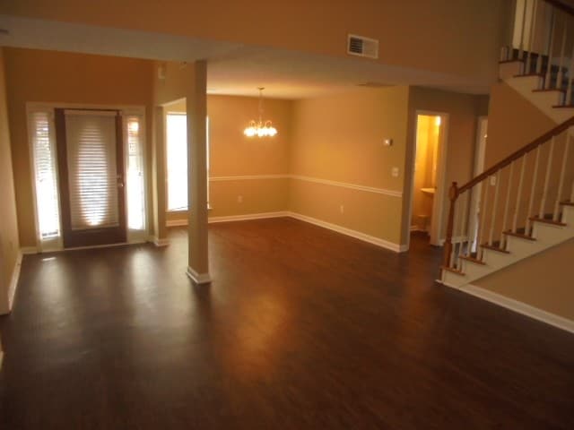 92 Mosswood Ct in Newnan, GA - Foto de edificio - Building Photo