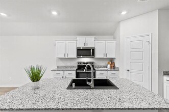 3425 Tomahawk Dr in Sherman, TX - Building Photo - Building Photo