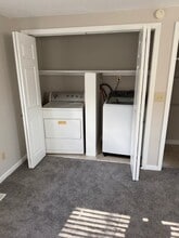 102 Hickory St in Charleston, SC - Foto de edificio - Building Photo