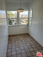 1388 1/2 Edgecliffe Dr in Los Angeles, CA - Building Photo - Building Photo