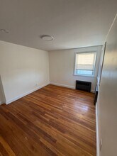 115 Vermont St, Unit #1 in Boston, MA - Building Photo - Building Photo