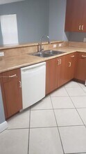 10018 SW 24th St in Miramar, FL - Building Photo - Building Photo
