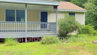 53 Gear Rd in Rochester, NH - Building Photo