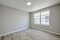 3274 Reeves St photo'