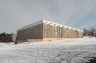 Putnam Place Apartments in Hamden, CT - Building Photo - Building Photo