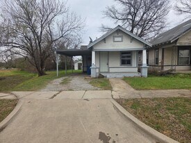 510 N Central Ave in Cushing, OK - Building Photo