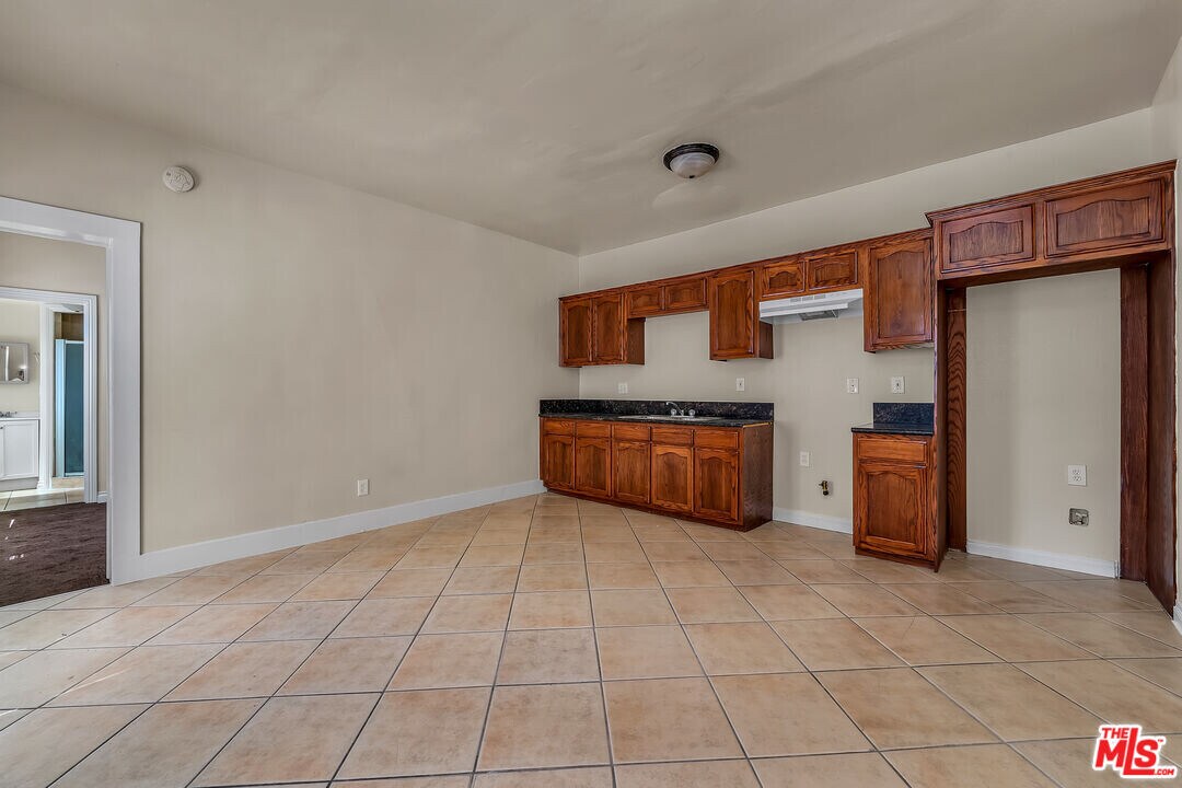 1159 5th Ave in Los Angeles, CA - Building Photo