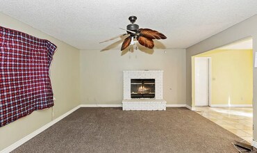 18615 Willow St in Hesperia, CA - Building Photo - Building Photo