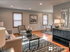 3225 S 44th St in Omaha, NE - Building Photo - Building Photo