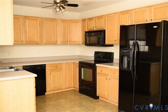 2143 Mountain View Rd in Powhatan, VA - Building Photo - Building Photo