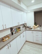 9420 W Flagler St, Unit 105 in Miami, FL - Building Photo - Building Photo