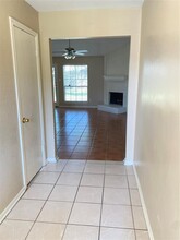 18742 Denise Dale Ln in Houston, TX - Foto de edificio - Building Photo