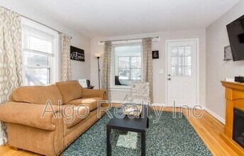 4330 N Girard Ave in Minneapolis, MN - Building Photo - Building Photo