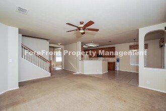 17027 Darien Wing in San Antonio, TX - Building Photo - Building Photo