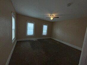 119 Woodbury St in Rochester, NY - Foto de edificio - Building Photo