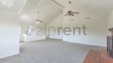 196 Browns Valley Rd in Watsonville, CA - Building Photo - Building Photo