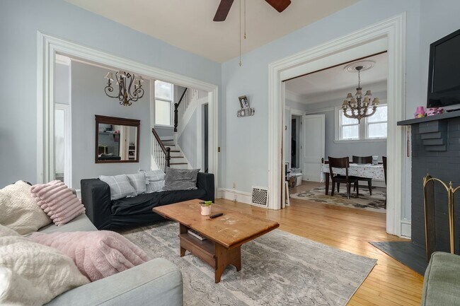 716 W Kalamazoo Ave in Kalamazoo, MI - Building Photo - Building Photo