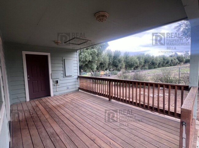 20815 Alameda Del Monte in Wildomar, CA - Building Photo - Building Photo