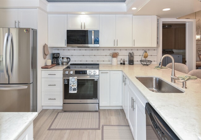 property at 901 Seafarer Cir