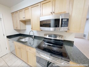 126 Edgemere Rd in Boston, MA - Building Photo - Building Photo