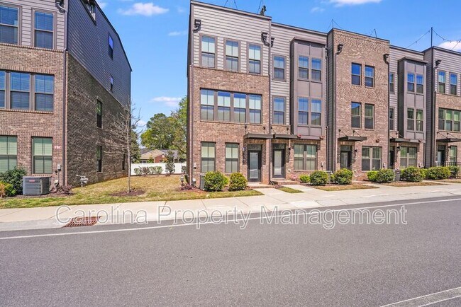 property at 326 Music Hall Wy