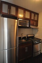 218 Newbury St, Unit 3 in Boston, MA - Building Photo