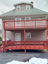 79 Kneeland Ave-Unit -1 (First Floor) in Binghamton, NY - Building Photo - Building Photo