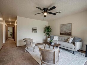 1618 Southern Heights Ave in Norman, OK - Building Photo - Building Photo