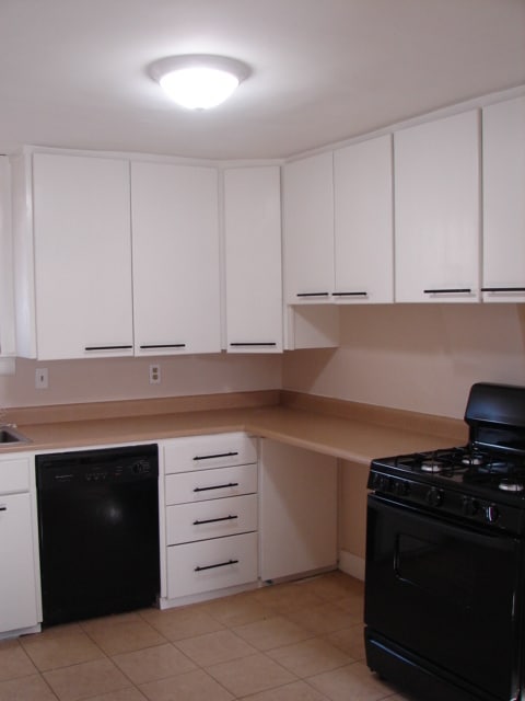 3151 W Pikes Peak Ave in Colorado Springs, CO - Building Photo - Building Photo