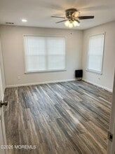 345 Sequoia Ct in Howell, NJ - Building Photo - Building Photo