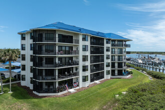 Inlet Marina Villa V in New Smyrna Beach, FL - Building Photo - Building Photo