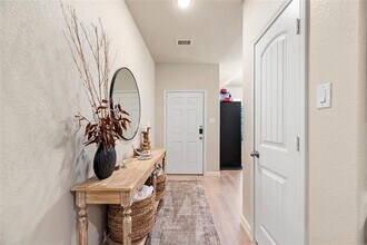 9703 Paloma Creek Dr in Tomball, TX - Building Photo - Building Photo