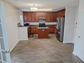 593 Heron Glen Dr in Columbia, SC - Building Photo - Building Photo