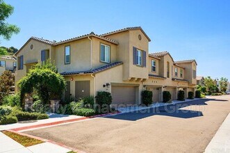 3395 Campo Azul Ct in Carlsbad, CA - Building Photo - Building Photo