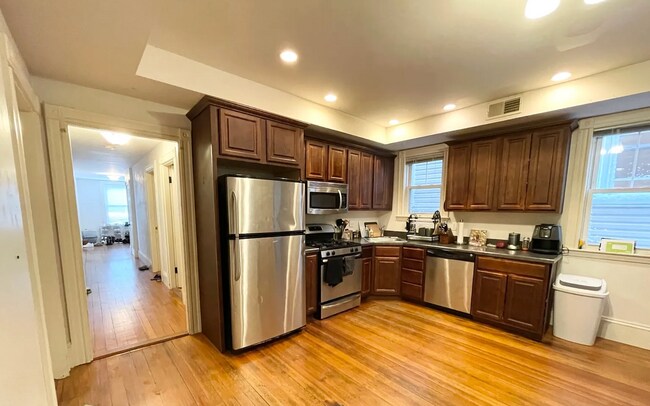 11 Sachem St in Boston, MA - Building Photo - Building Photo