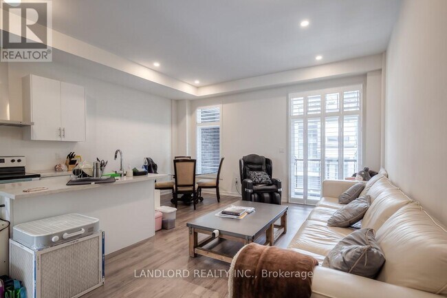 property at 44 Armillo Pl