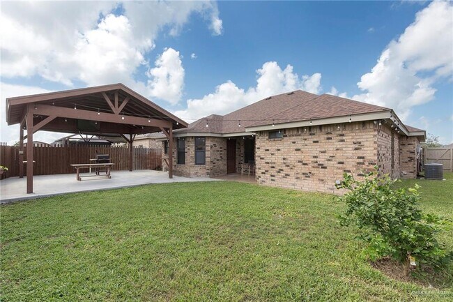 1614 W Harrison Ave in Alton, TX - Building Photo - Building Photo