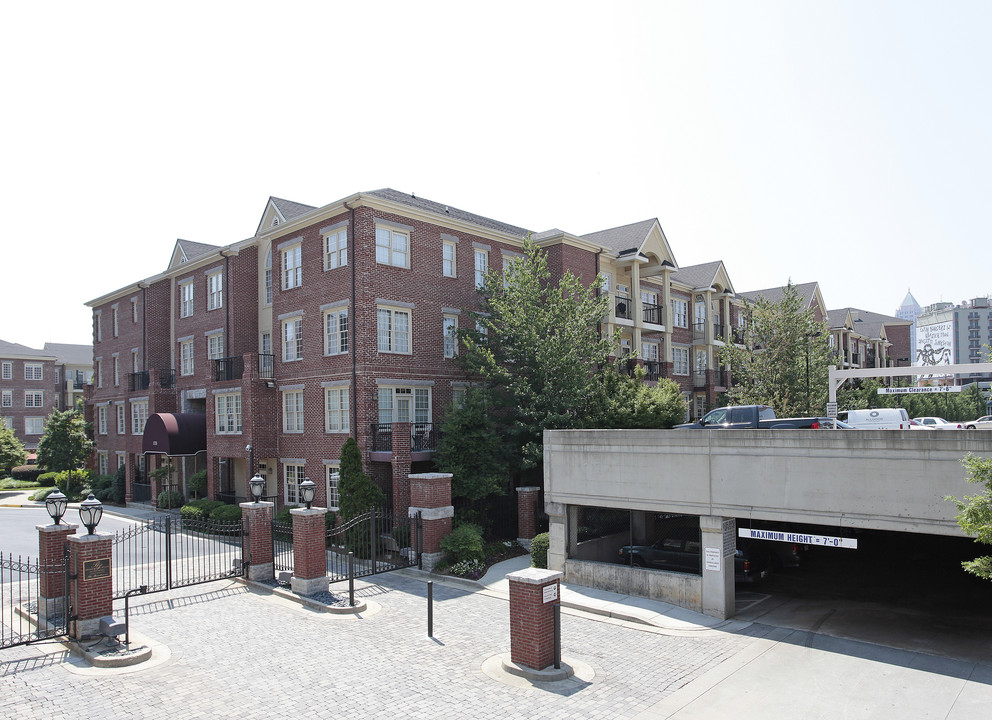 Brookwood Place On Peachtree in Atlanta, GA - Building Photo