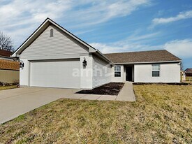 8284 Shattuck Dr in Avon, IN - Building Photo