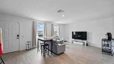 13423 Pavin Ter in San Antonio, TX - Building Photo - Building Photo
