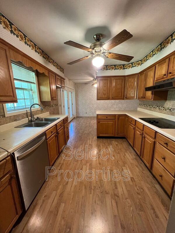 504 W South in Harrisburg, AR - Building Photo - Building Photo