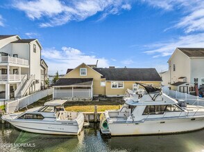 346 Silver Bay Rd in Toms River, NJ - Building Photo - Building Photo