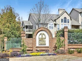 807 McGill Park Ave NE in Atlanta, GA - Building Photo