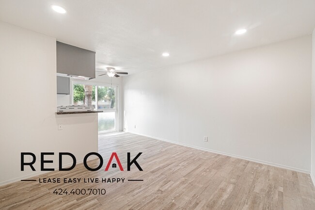 property at 7350 Hazeltine Ave