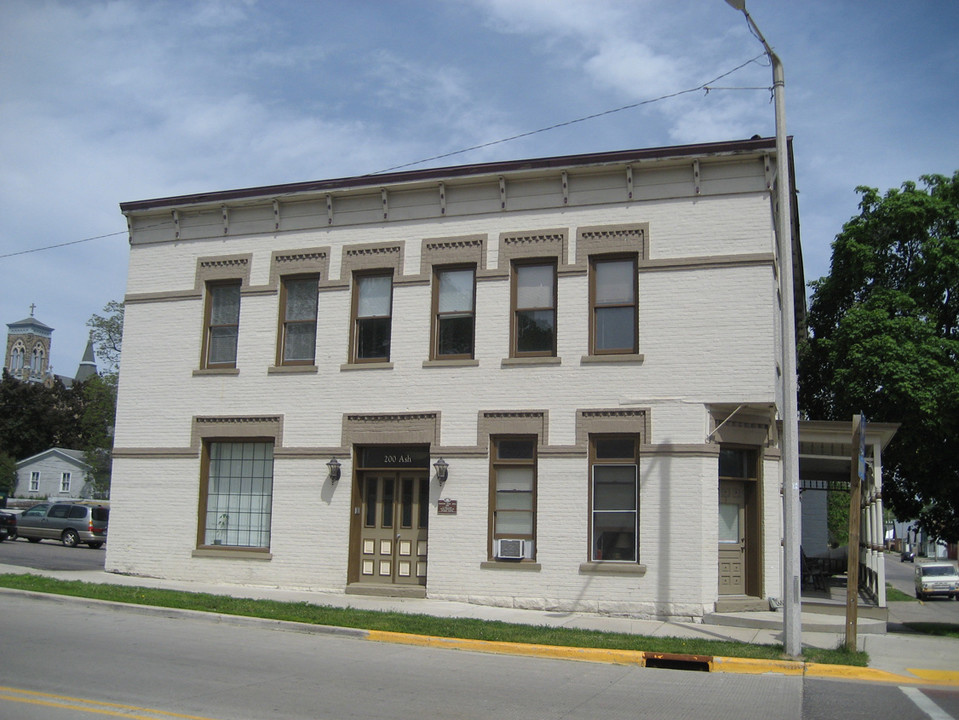 NO AVAILABILITY AT THIS TIME 200 Ash Street in Baraboo, WI - Building Photo