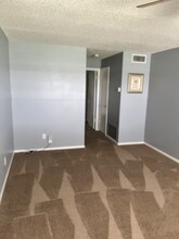 105 Spring Lake Ct in Vero Beach, FL - Building Photo - Building Photo