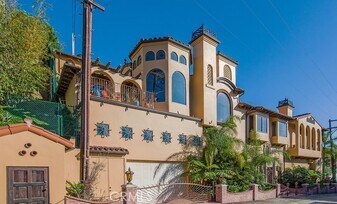 9170 Thrasher Ave in Los Angeles, CA - Building Photo